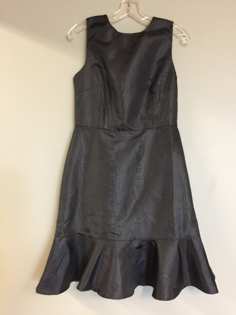Women's Ruffle Hem Sheath Dress in Black